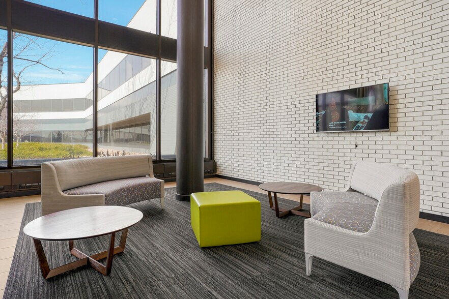 More Photos Of 9000 E Nichols Ave, Centennial Office For Sale