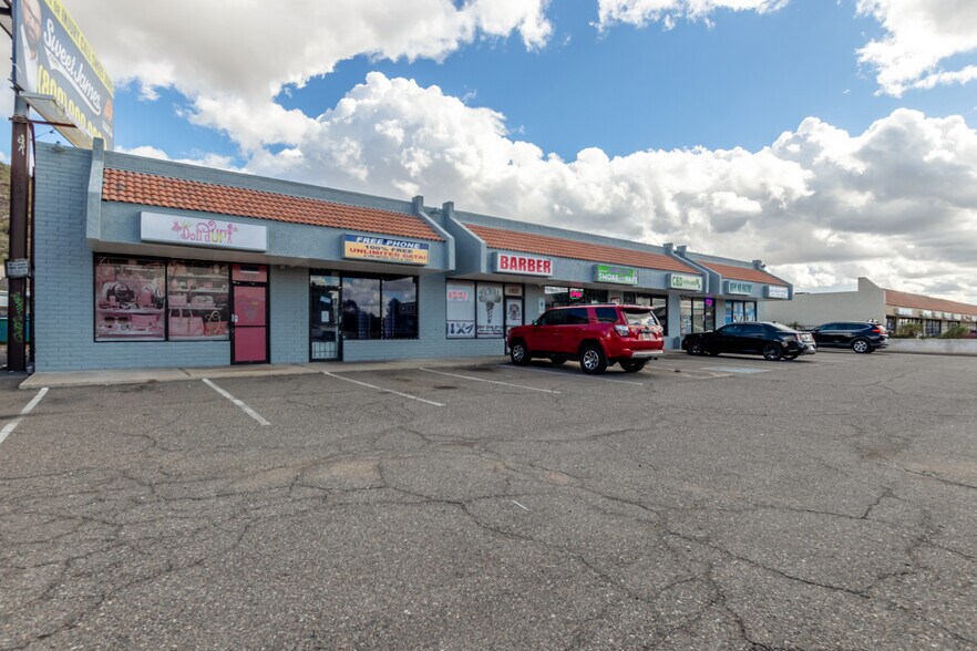 More Photos Of 11829-11841 N 19th Ave, Phoenix Storefront For Sale