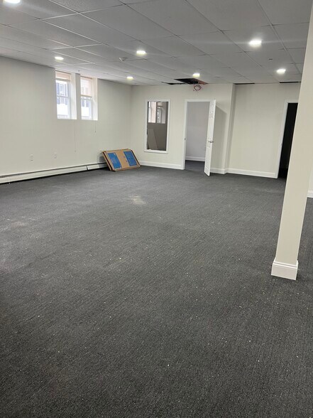 More Photos Of 71 Pleasant St, Leominster Medical For Lease