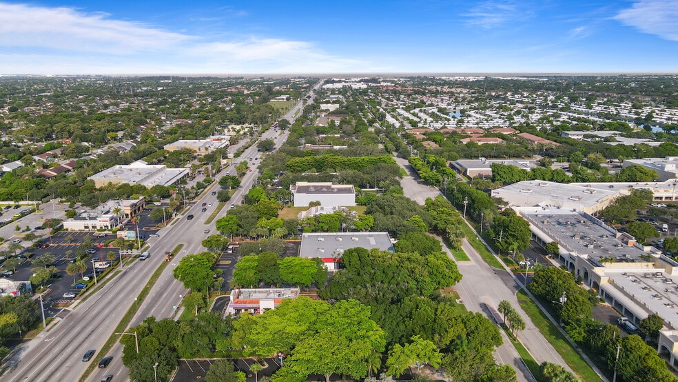 More Photos Of 7707 W Commercial Blvd, Tamarac Freestanding For Lease