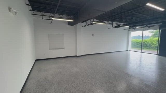 More Photos Of 118 Turnpike Rd, Southborough Office For Lease