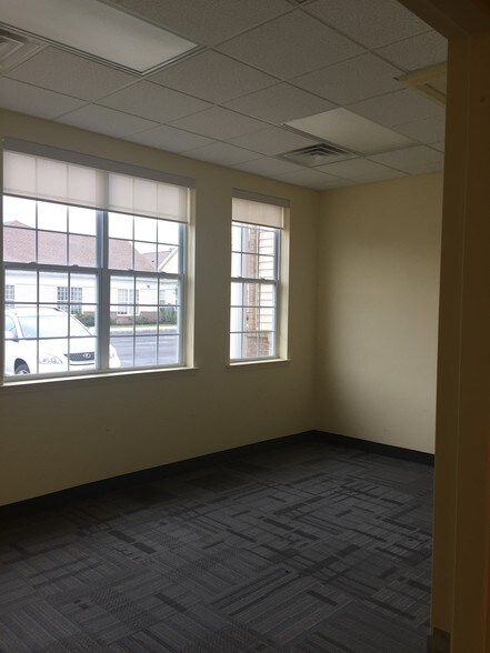 More Photos Of 250 Old New Brunswick Rd, Piscataway Unknown For Lease