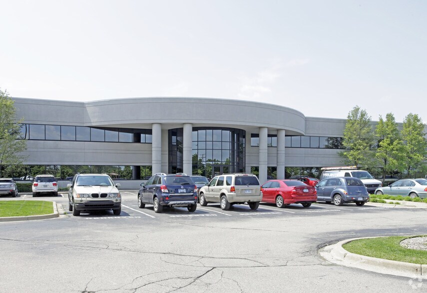 More Photos Of 3000 Pontiac Trail, Commerce Township Distribution For Lease