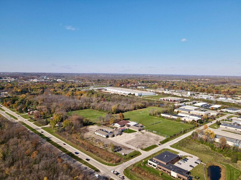 More Photos Of N56 W14750 Silver Spring Dr, Menomonee Falls Restaurant For Sale