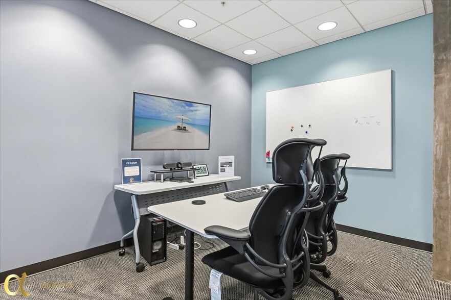 More Photos Of 189 S Orange Ave, Orlando Office Residential For Sale