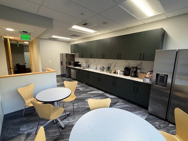 More Photos Of 301 116th Ave SE, Bellevue Coworking Space