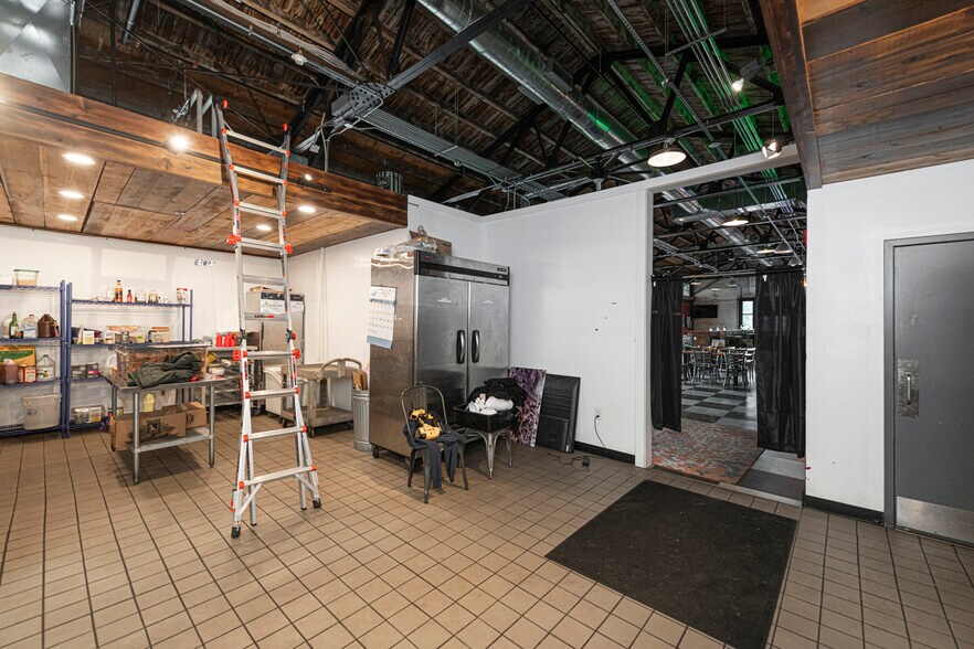 More Photos Of 425 Bridge St, Phoenixville Freestanding For Sale