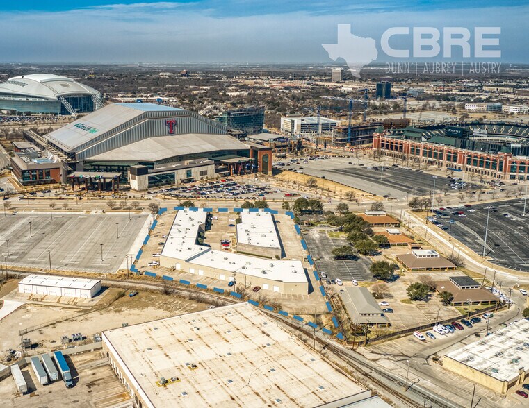 More Photos Of 801-803 Stadium Dr, Arlington Flex For Lease