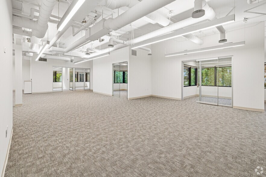 More Photos Of 2220 N University Dr, Newport Beach Office For Lease