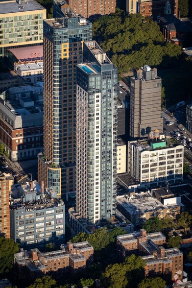 Primary Photo Of 309 Gold St, Brooklyn Apartments For Lease