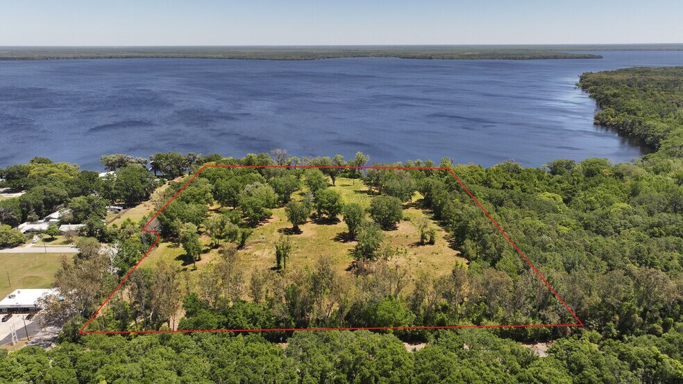 More Photos Of 2570 S. Highway 17 Hwy, Crescent City Land For Sale