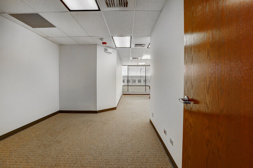 More Photos Of 215 S Wadsworth Blvd, Lakewood Medical For Sale