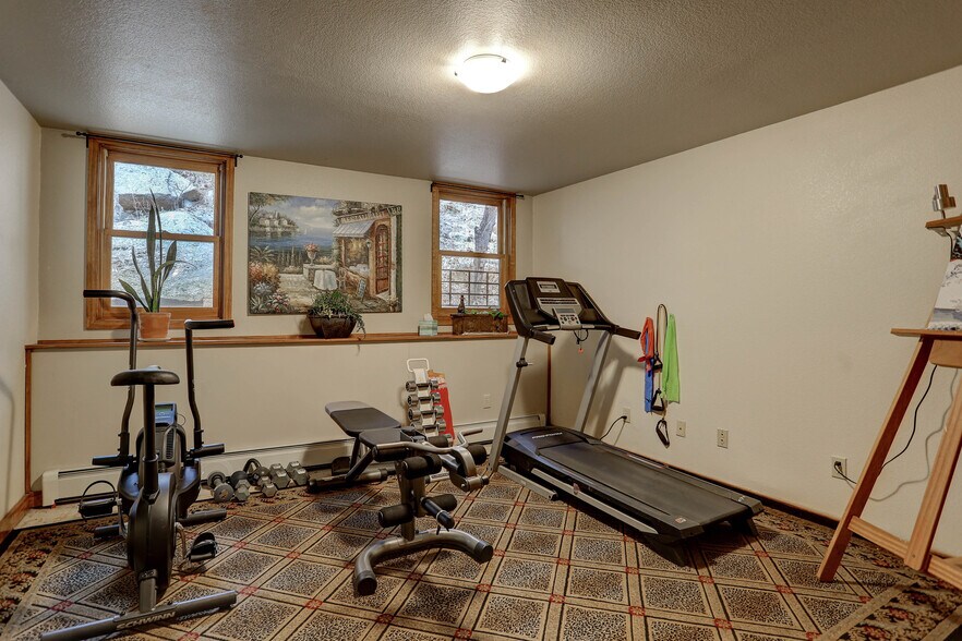 More Photos Of 468 Riverside Dr, Lyons Specialty For Sale