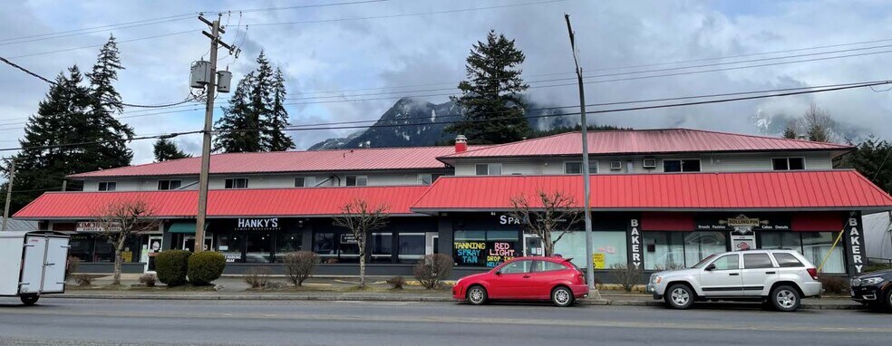 More Photos Of 821 6 Ave, Hope Storefront Retail Residential For Sale
