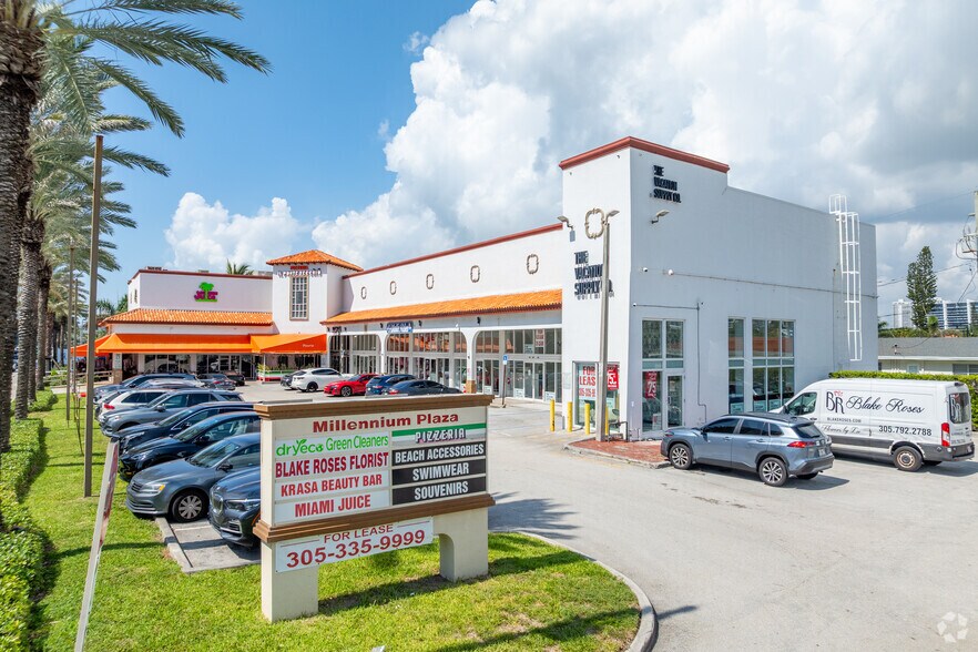 More Photos Of 18660 Collins Ave, North Miami Beach Unknown For Lease