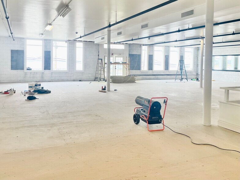 More Photos Of 1 American Legion Dr, Keyport General Retail For Lease