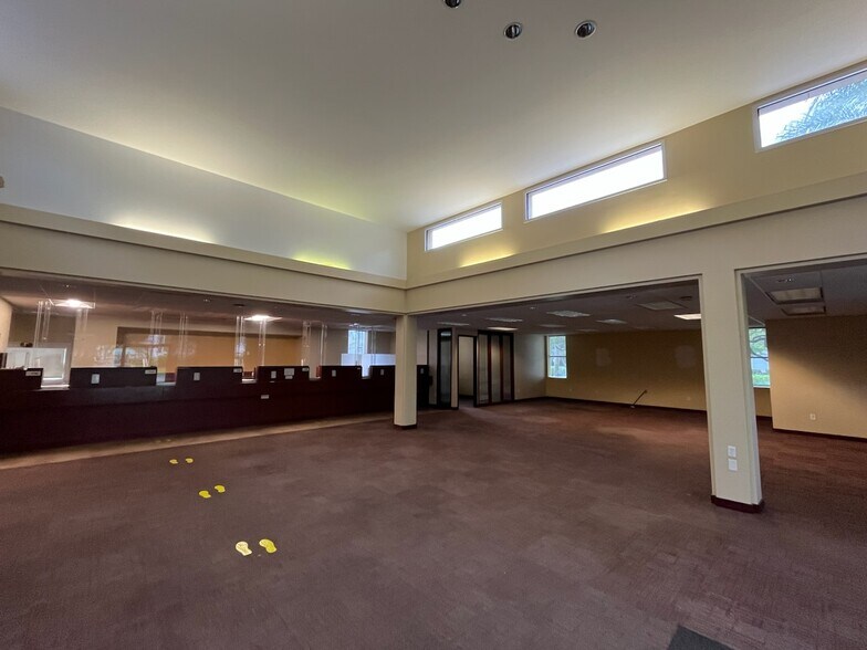More Photos Of 3401 S University Dr, Davie Office For Sale