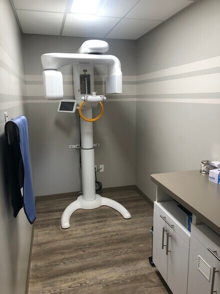 More Photos Of 378-386 Perkins St, Sonoma Medical For Sale