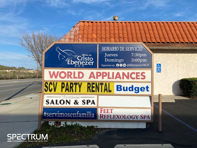 More Photos Of 22820-22830 Soledad Canyon Rd, Santa Clarita Storefront For Lease