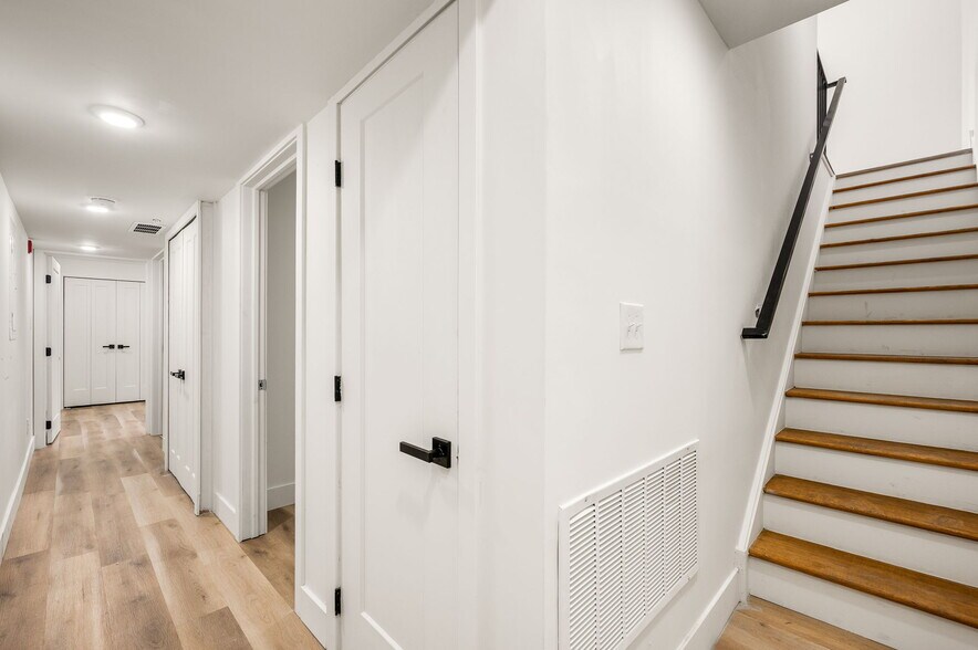 More Photos Of 4921 Chester Ave, Philadelphia Multifamily For Sale