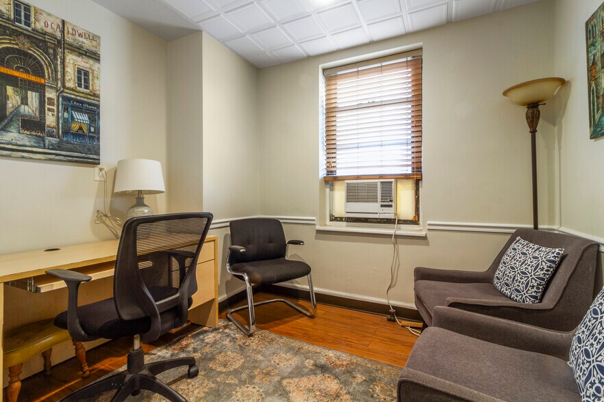 More Photos Of 98120 Queens Blvd, Rego Park Apartments For Sale