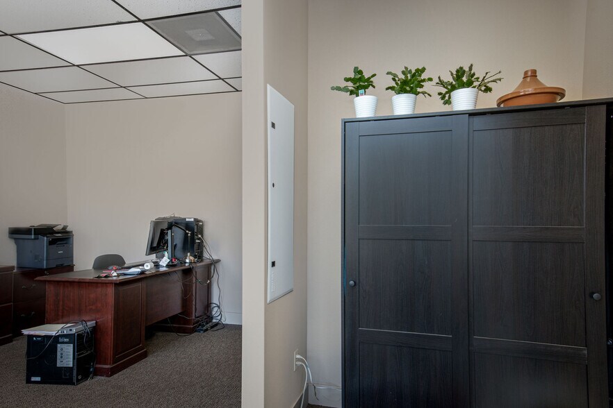 More Photos Of 1061 E Main St, Grass Valley Medical For Sale