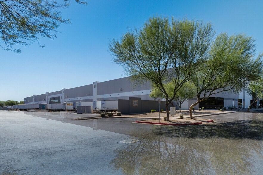 More Photos Of 7375 W Buckeye Rd, Phoenix Unknown For Lease
