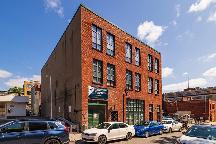 More Photos Of 1453-1455 Rue Saint-Timothée, Montréal Office For Sale