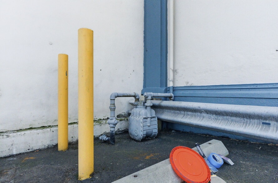 More Photos Of 6537 Foothill Blvd, Oakland Office For Lease