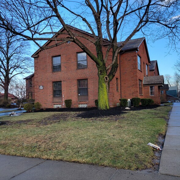 More Photos Of 1231 Delaware Ave, Buffalo Office For Lease