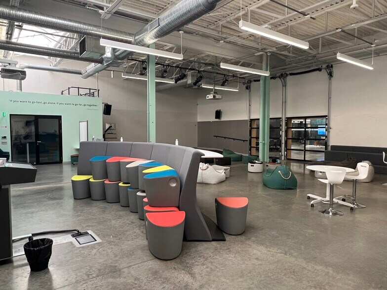 More Photos Of 470 James St, New Haven Office For Lease