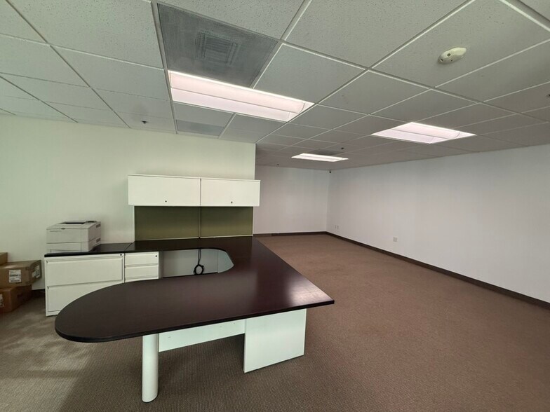 More Photos Of 15823 W Monte St, Sylmar Warehouse For Sale