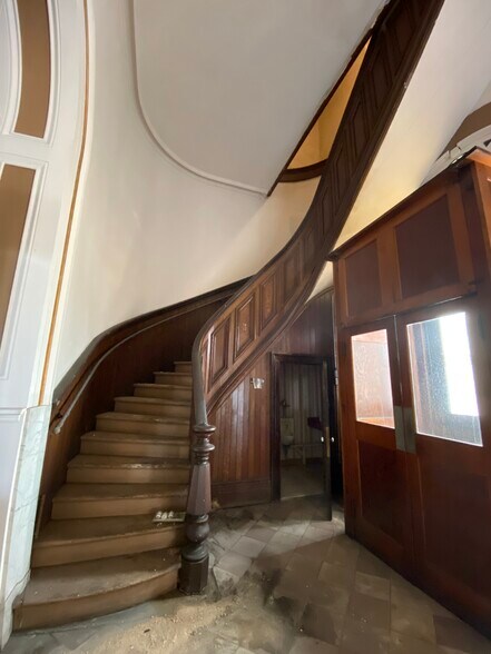 More Photos Of 947 Aisquith St, Baltimore Religious Facility For Sale