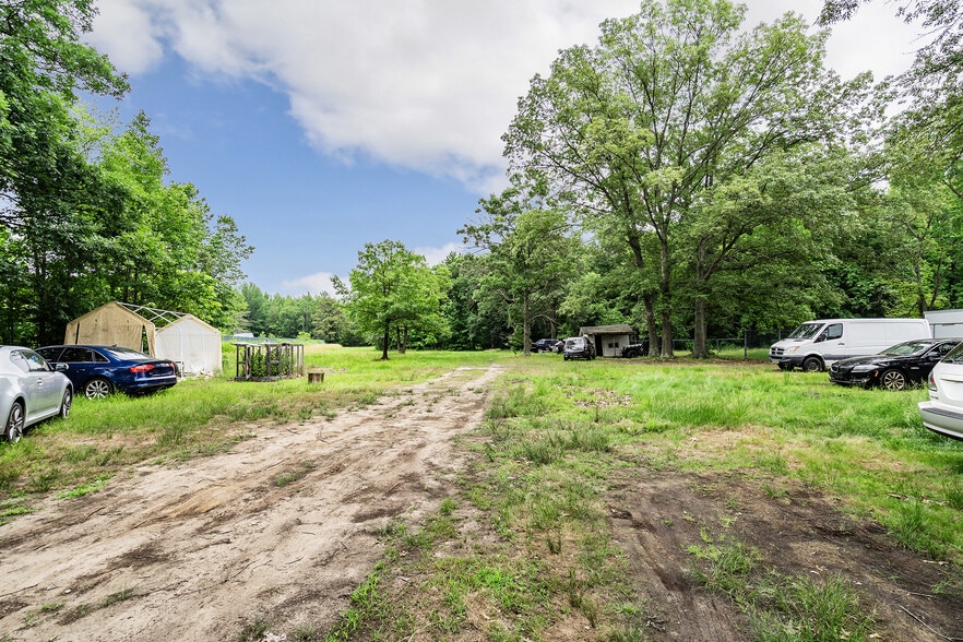 More Photos Of 1706 Englishtown Rd, Old Bridge Warehouse For Sale