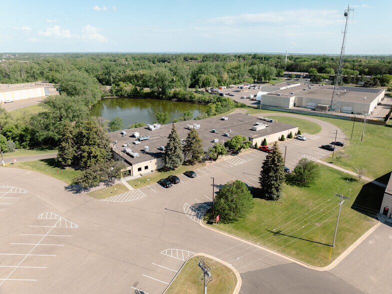 More Photos Of 7945 Wallace Rd, Eden Prairie Manufacturing For Lease