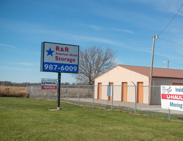 Primary Photo Of 12090 Industry Dr, Demotte Self Storage For Lease