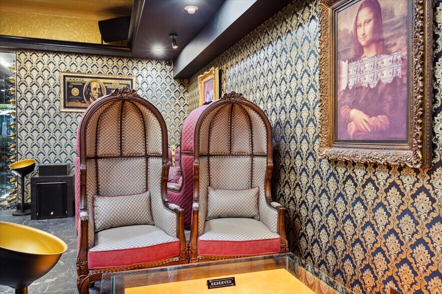 More Photos Of 2154 Bridge St, Philadelphia General Retail For Sale