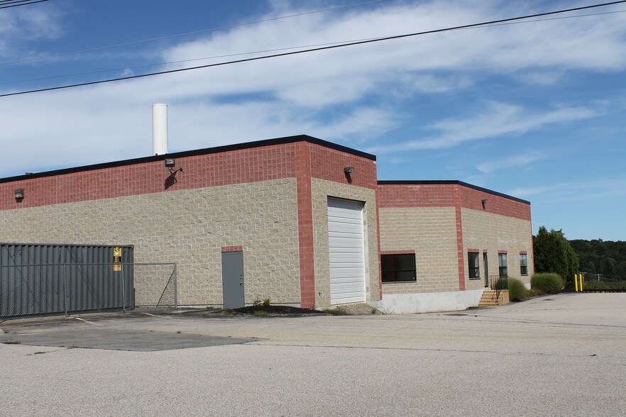 More Photos Of 53 Brigham St, Marlborough Warehouse For Lease