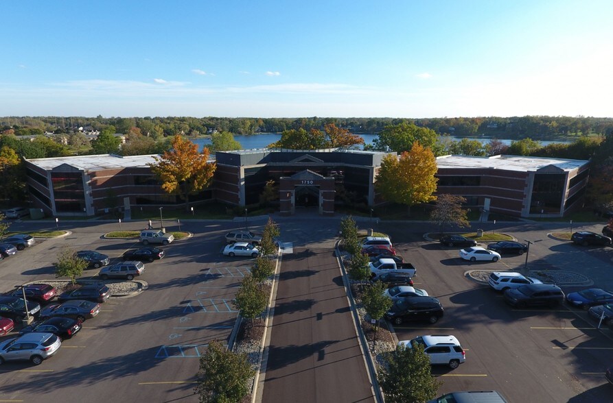 More Photos Of 1750 S Telegraph Rd, Bloomfield Hills Medical For Lease