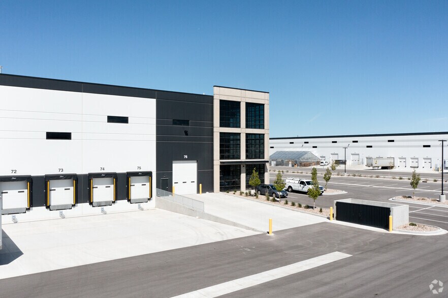 More Photos Of 615 S 6400 W, Salt Lake City Distribution For Lease