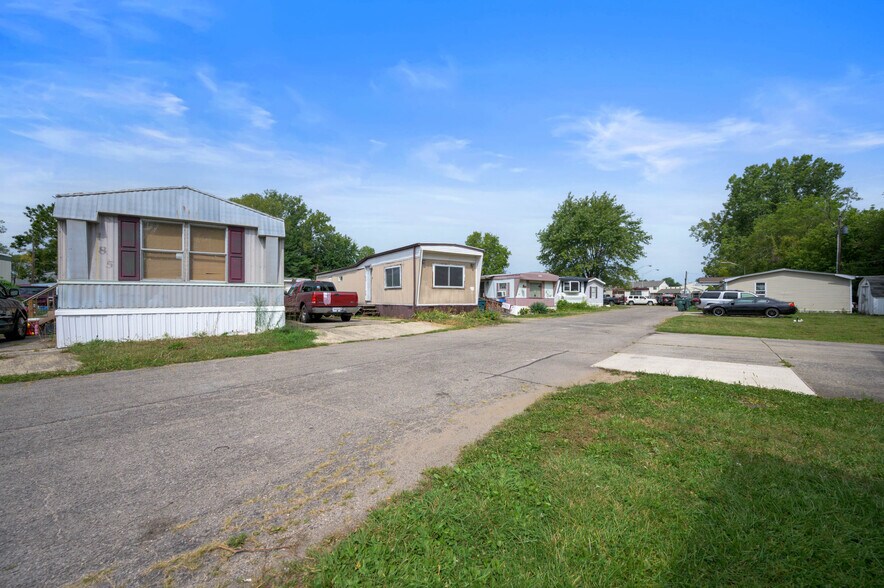 More Photos Of 2000 E 29th St, Muncie Manufactured Housing Mobile Home Park For Sale