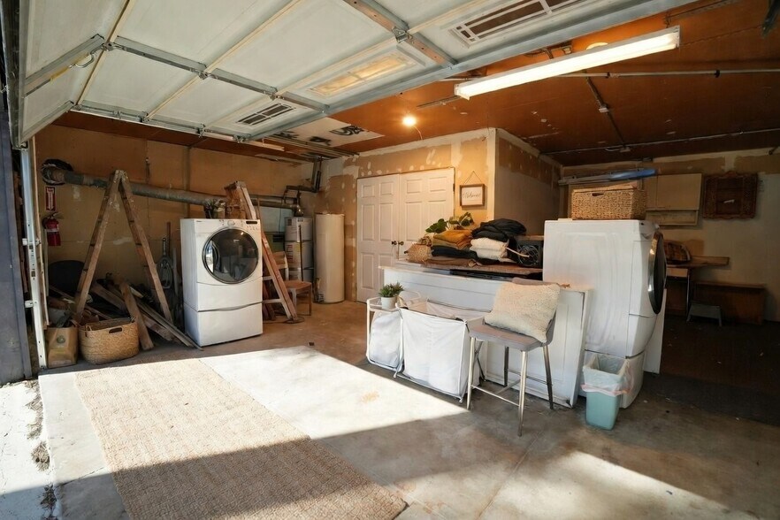 More Photos Of 496 6th St, Montara Office Residential For Sale