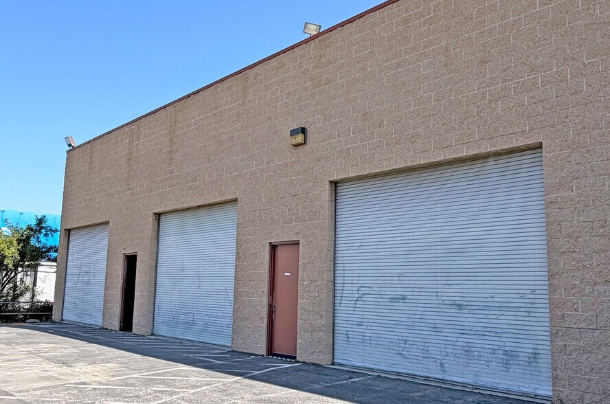 More Photos Of 6001 Obispo Ave, Long Beach Warehouse For Sale