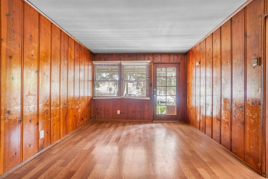 More Photos Of 6833 Simpson Ave, North Hollywood Land For Sale