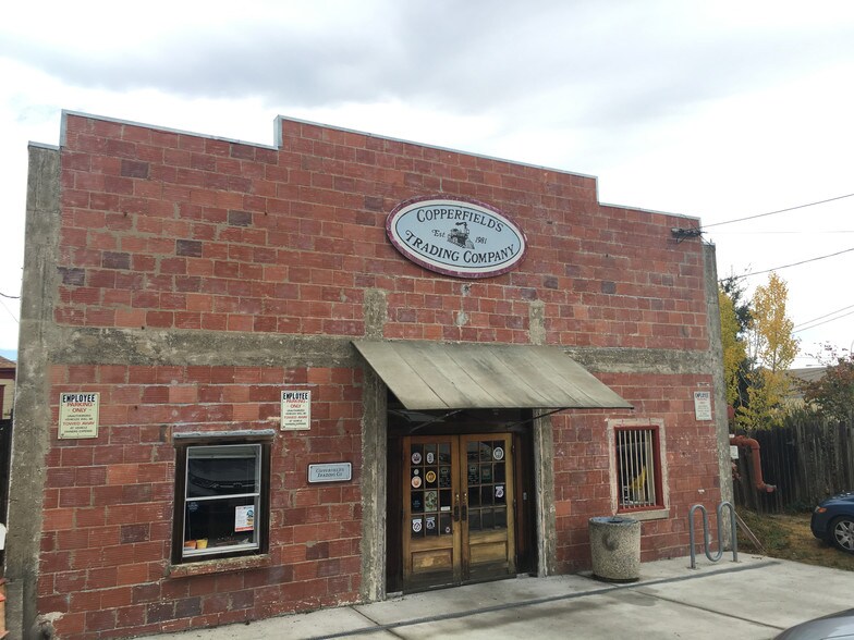 More Photos Of 138 N Main St, Sebastopol Storefront For Sale