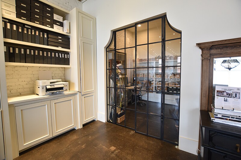 More Photos Of 1404-1408 McCallie Ave, Chattanooga Office Residential For Sale