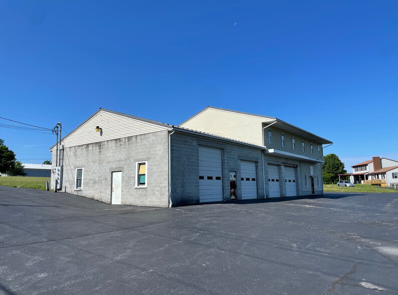 Primary Photo Of 2855 State Route 72, Jonestown Auto Repair For Sale