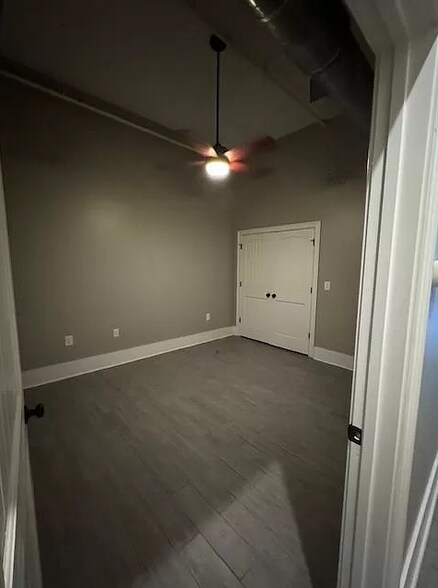 More Photos Of 1012 Broadway, Columbus Storefront Retail Residential For Sale