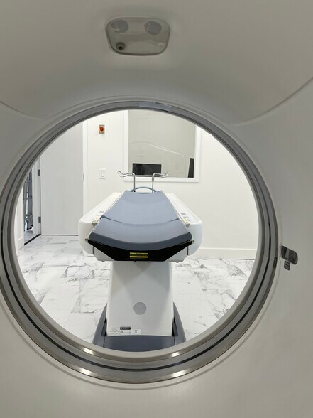 More Photos Of 14 Oak Forest Rd, Bluffton Medical For Sale