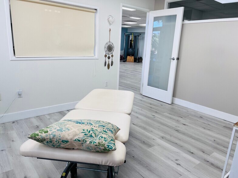 More Photos Of 1540 6th St, Santa Monica Apartments For Lease